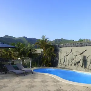 https://eco-suites-caves.tenerifehoteles.net
