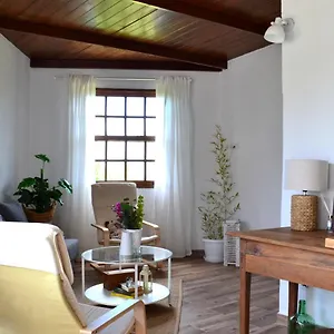 https://casa-nieves-de-mario.in-canary-islands.com