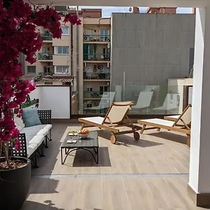 https://6-a-1-del-metro-centro-15.top-hotels-tarragona.com